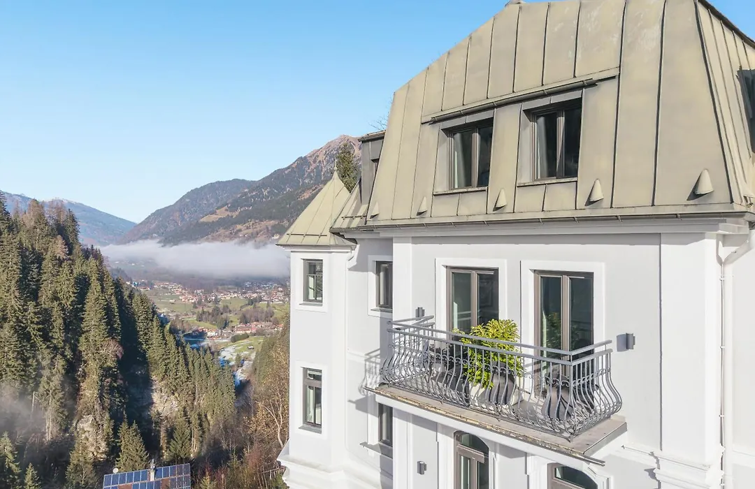 Residenz Boutique Suites-1